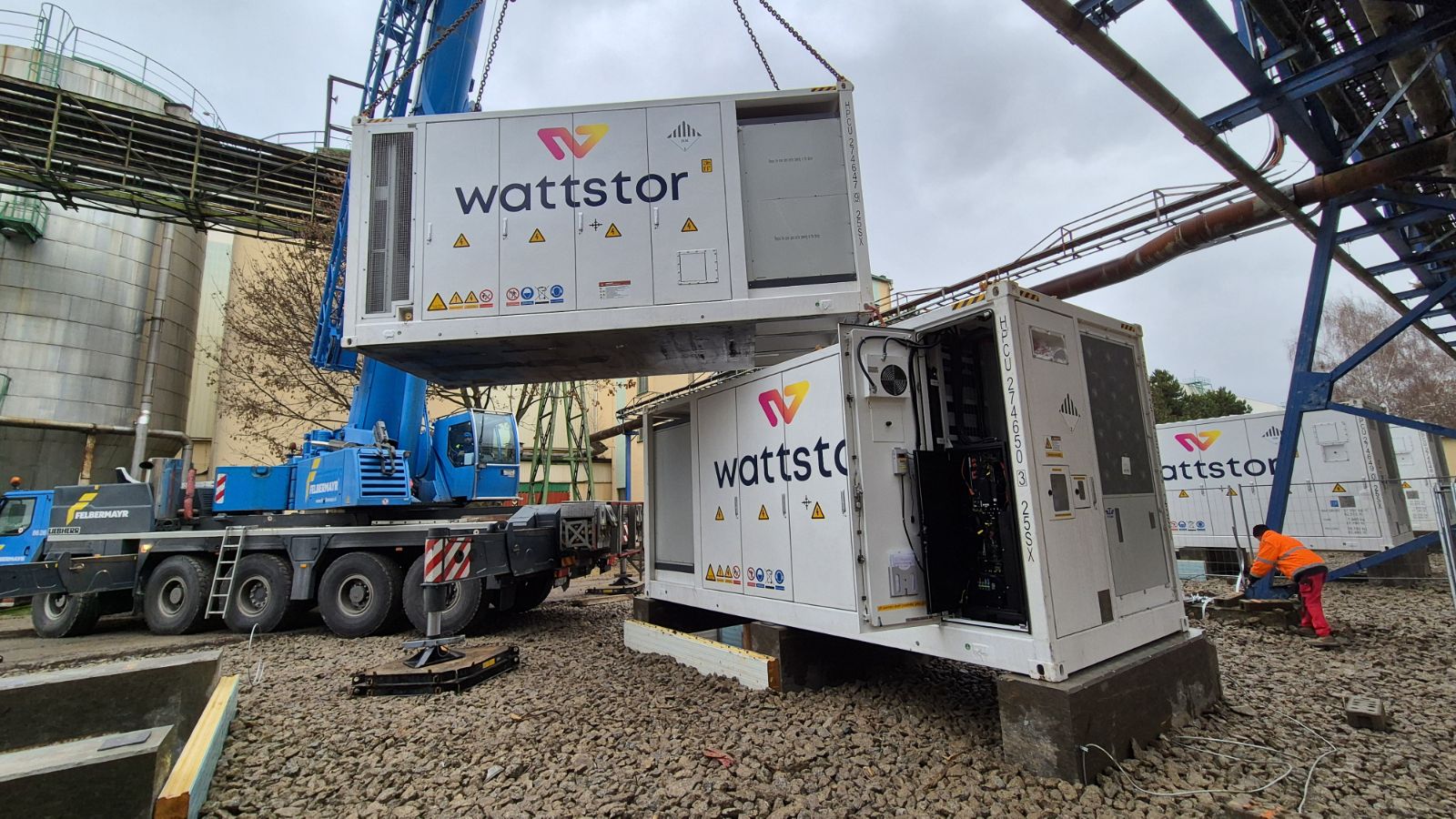 Instalace bateriového úložiště (BESS) od společnosti Wattstor pro BioEner Slovakia v Priemyselnom parku Štúrovo